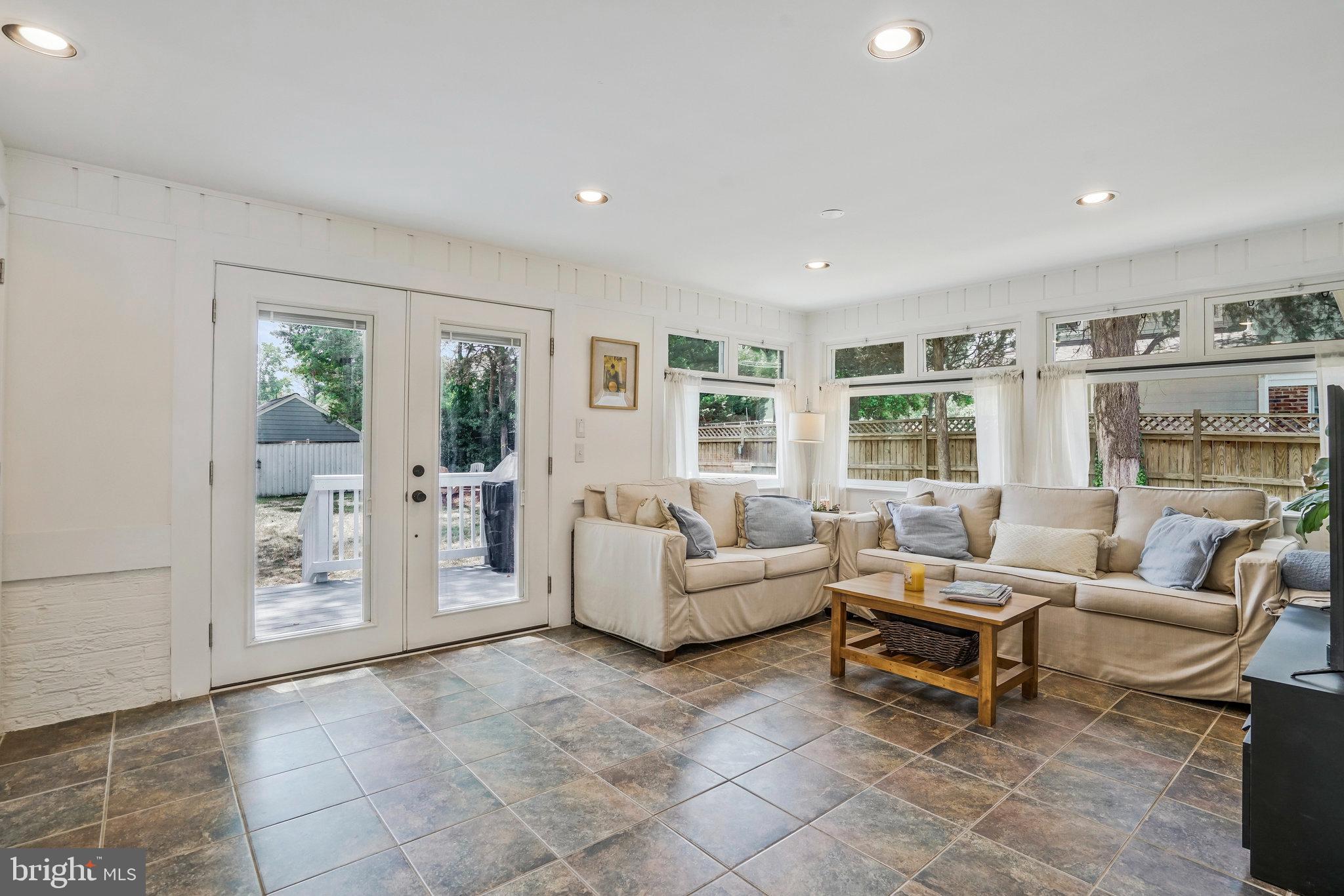 1805 Shenandoah Rd