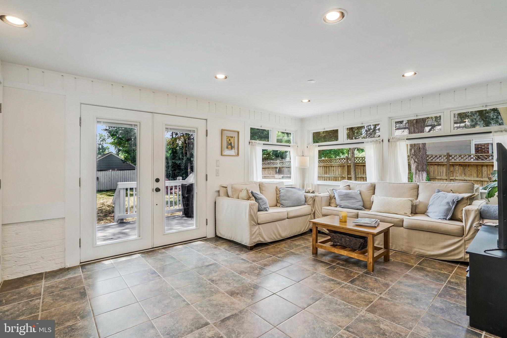 1805 Shenandoah Rd