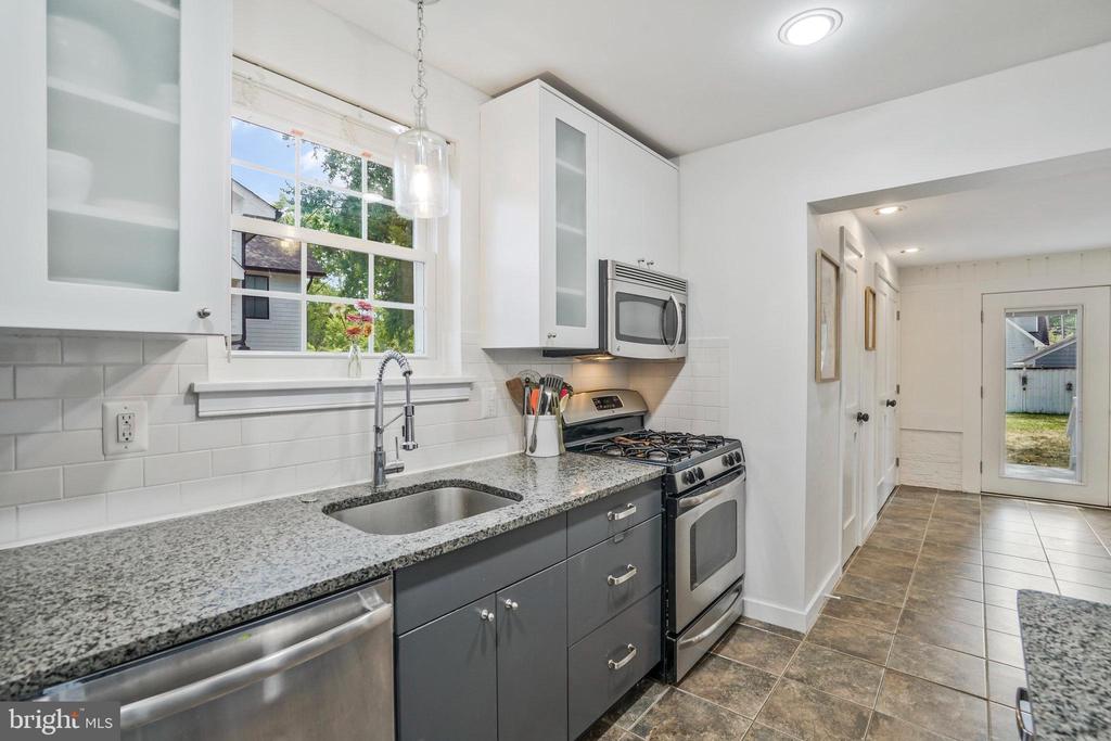 1805 Shenandoah Rd