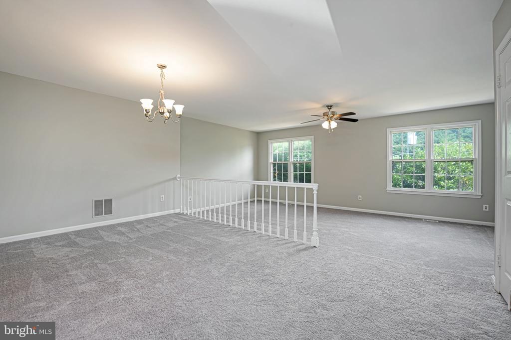 3106 BRADFORD WOOD COURT