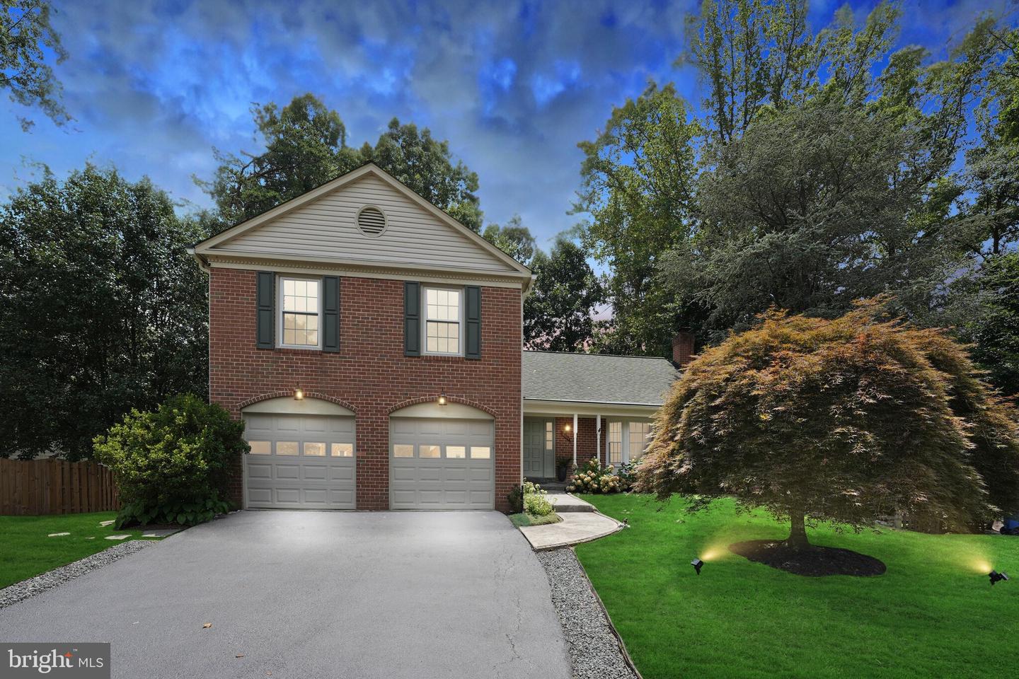 6404 Essex Ct