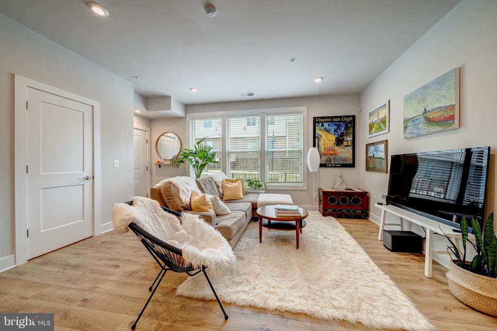 1704 BANDIT LOOP 20A