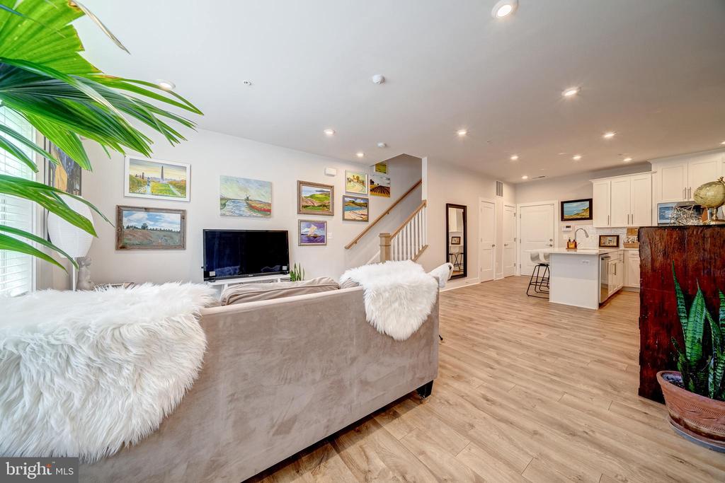 1704 BANDIT LOOP 20A