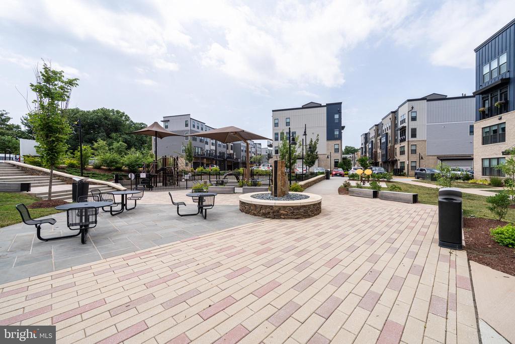 1704 BANDIT LOOP 20A