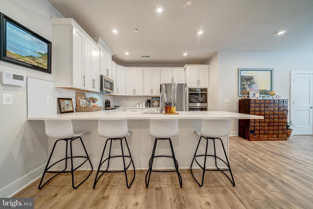 1704 BANDIT LOOP 20A