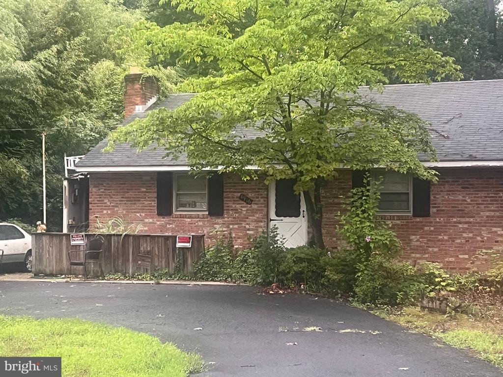 4916 RIDGEWOOD ROAD
