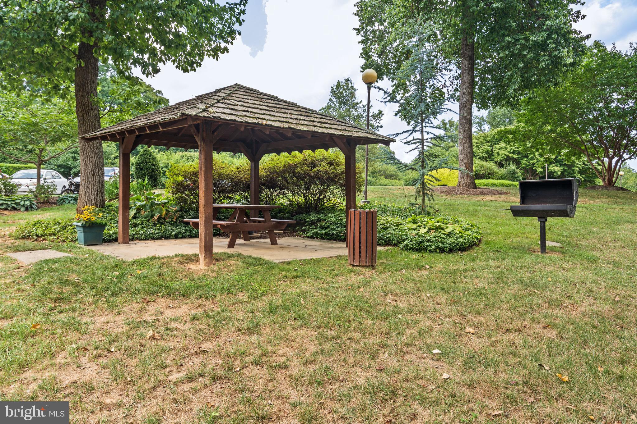 11625 Vantage Hill Rd #1c