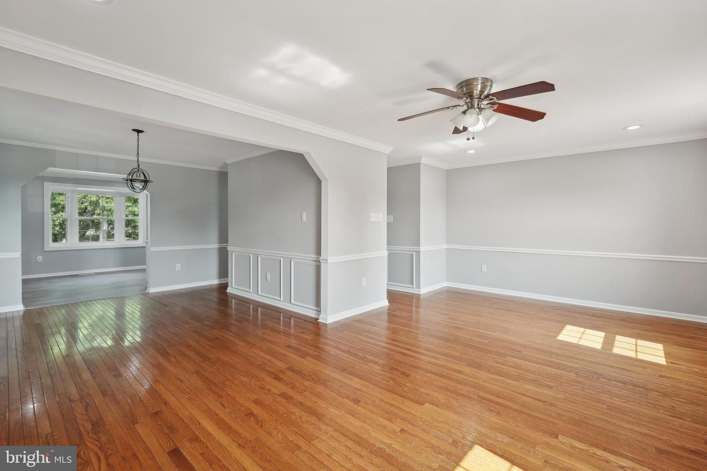 4735 IRVIN SQ