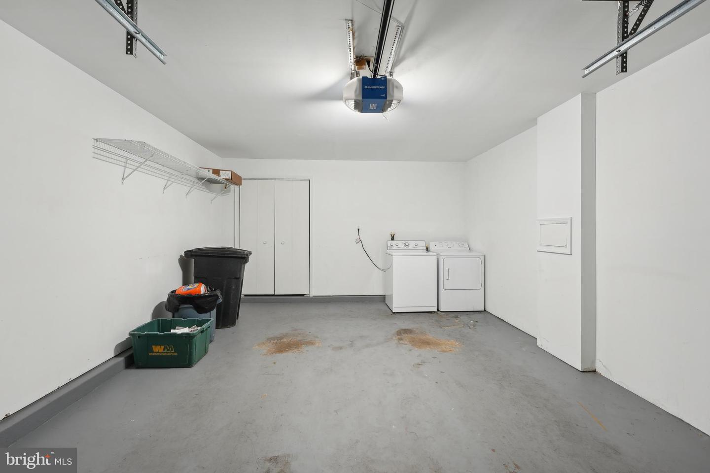 4735 IRVIN SQ