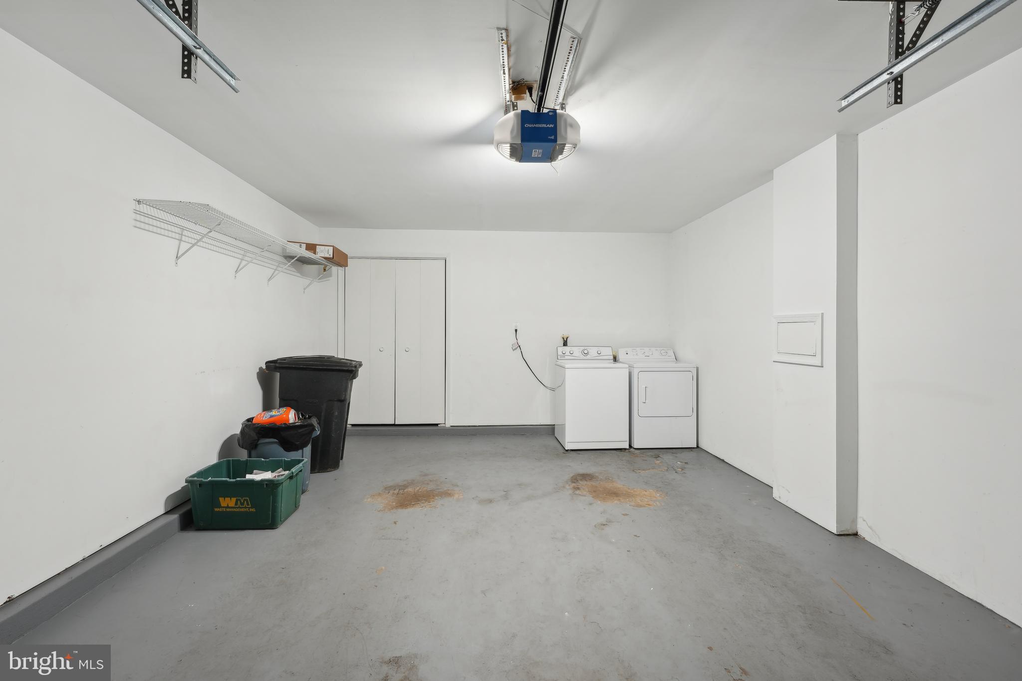 4735 IRVIN SQ