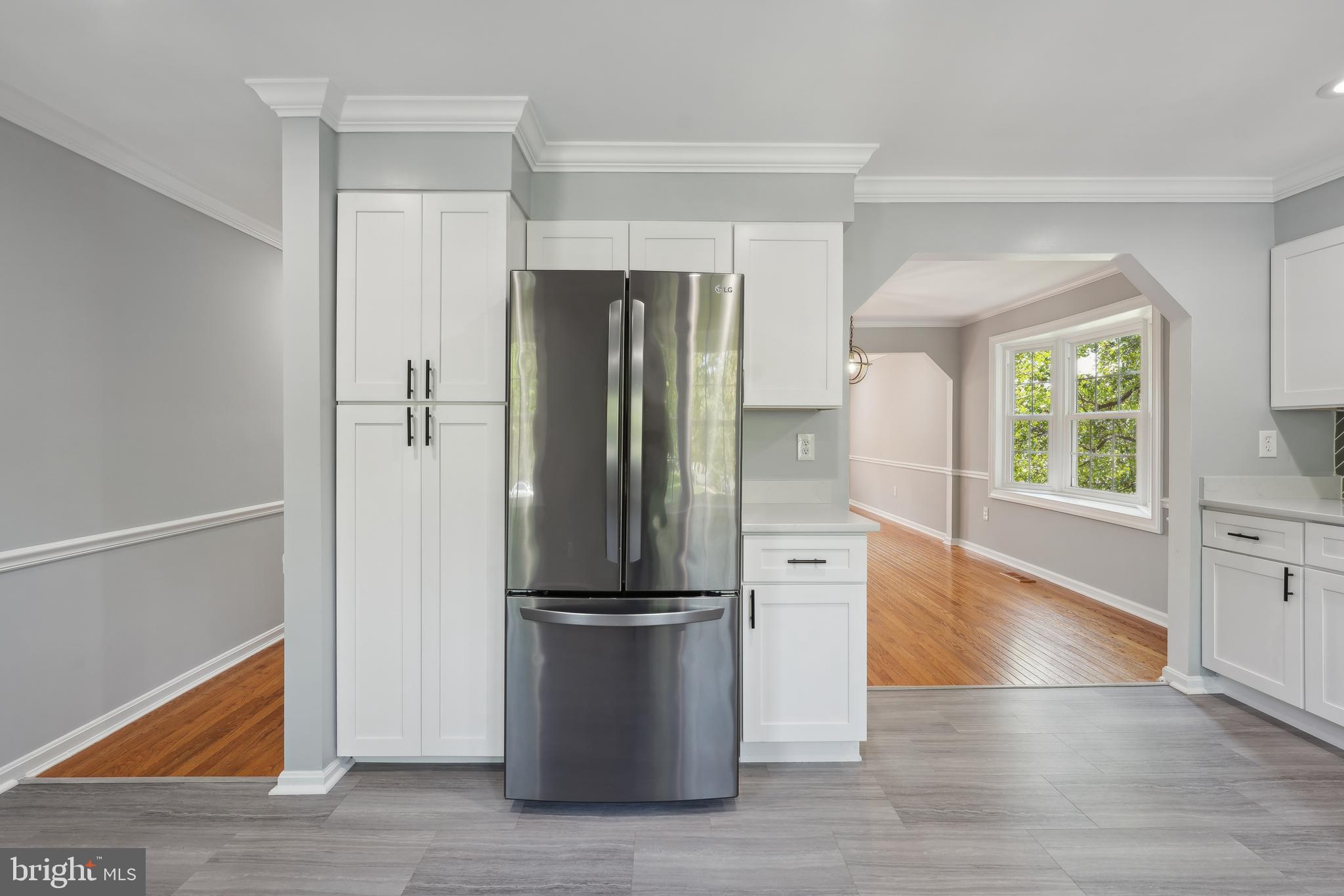 4735 IRVIN SQ