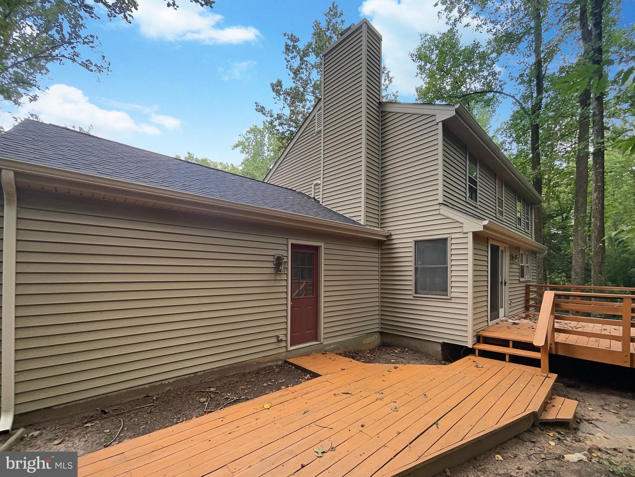 5932 New England Woods Dr