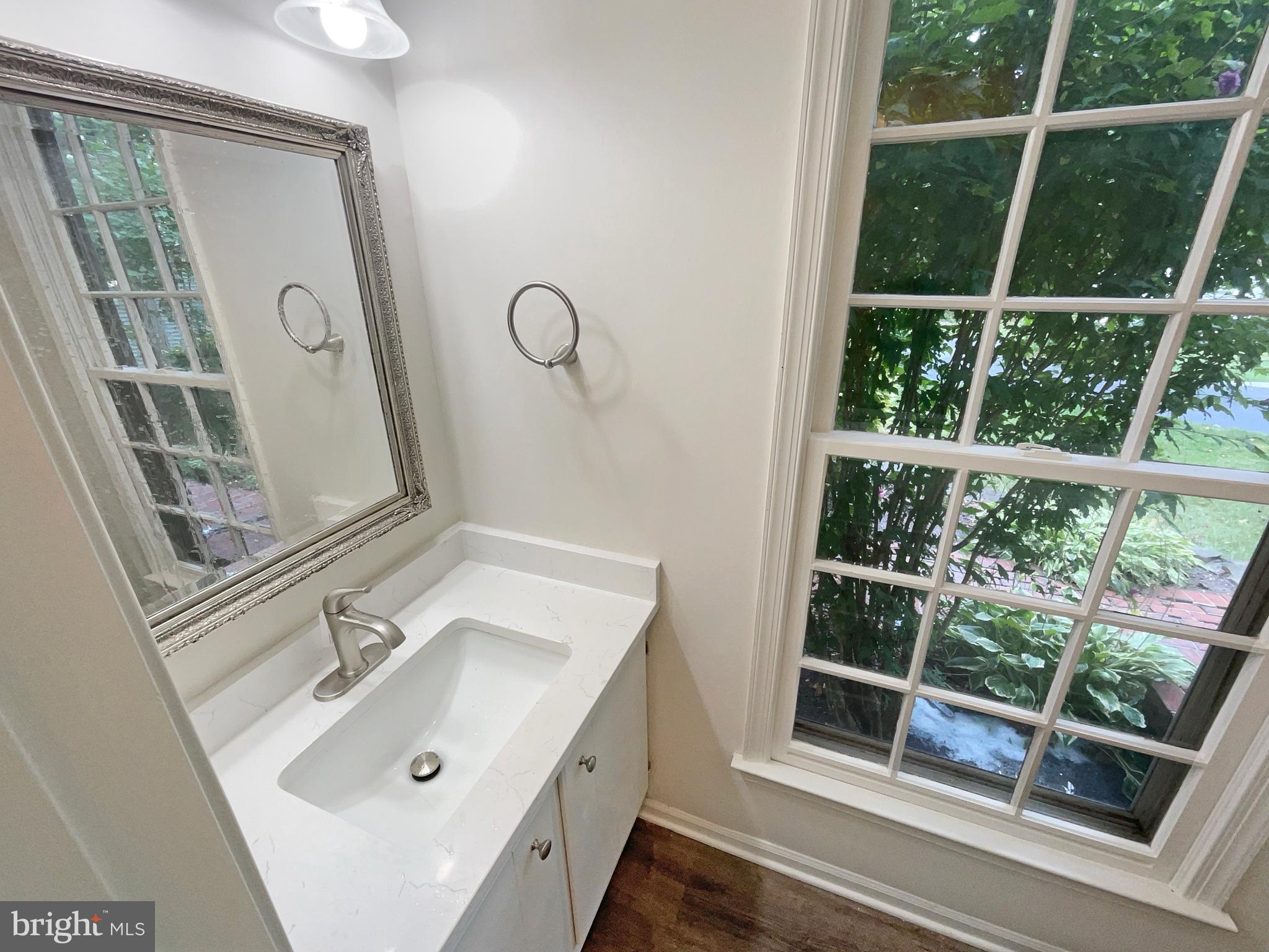 5932 New England Woods Dr