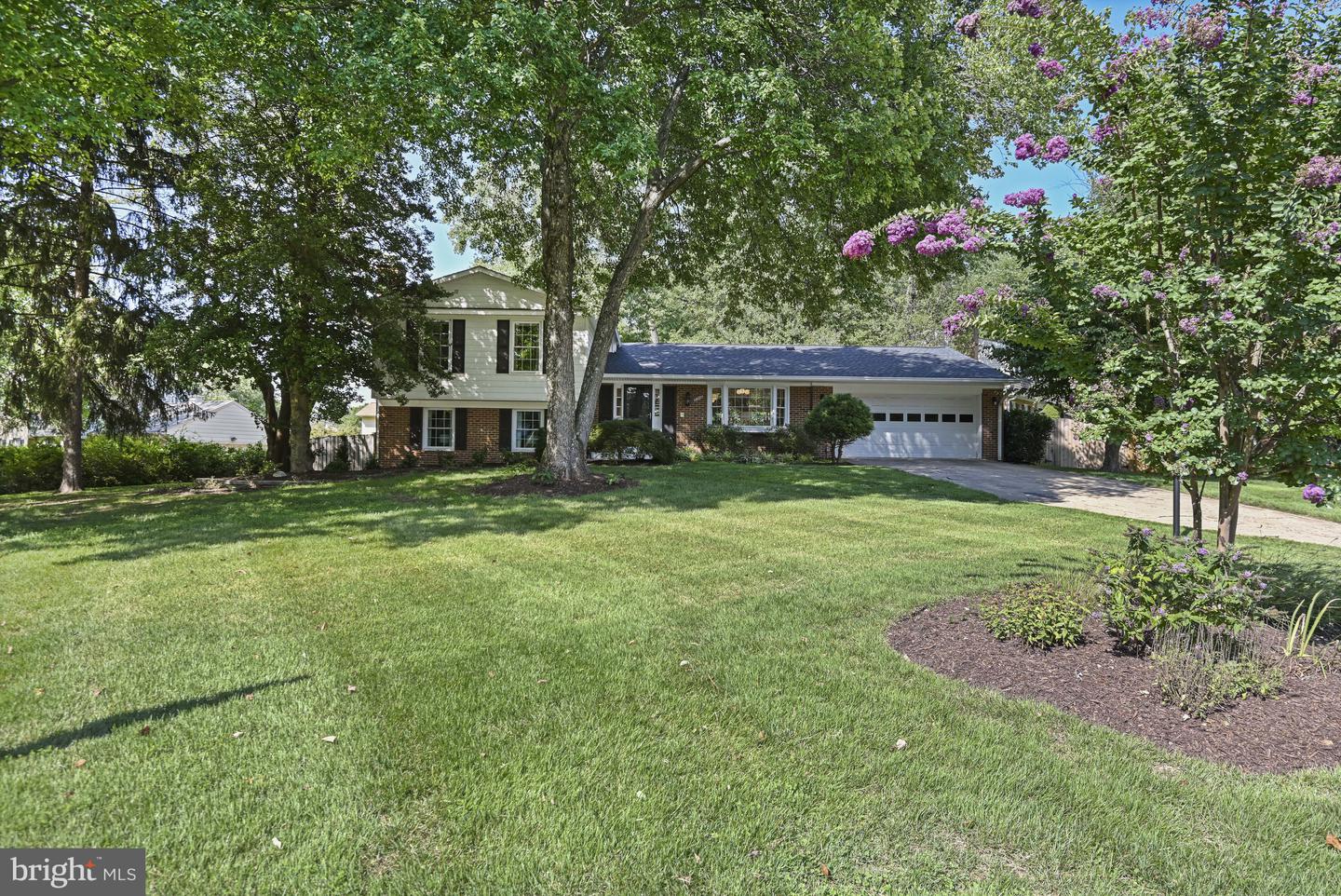 9306 Schubert Ct
