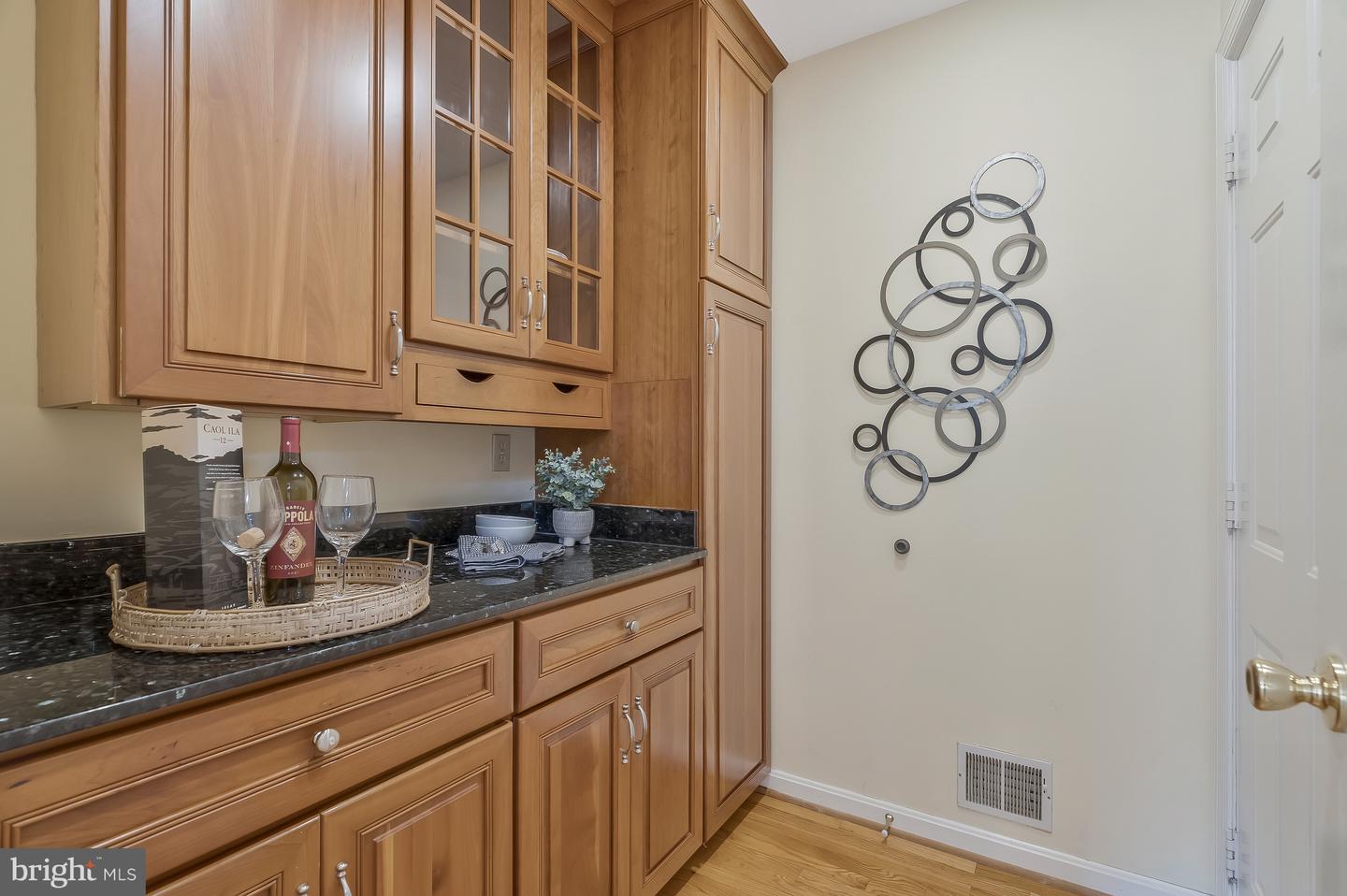 2605 Barnside Ct