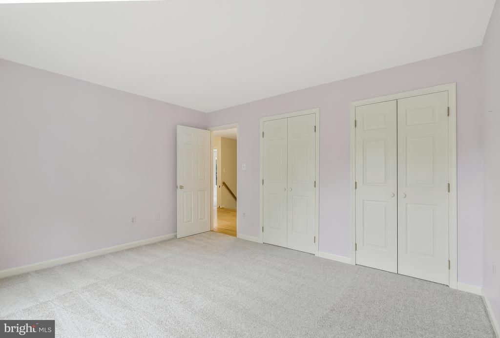 2605 Barnside Ct