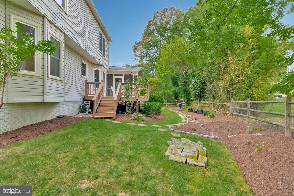 2605 Barnside Ct
