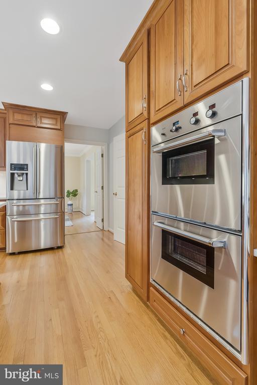 2605 Barnside Ct