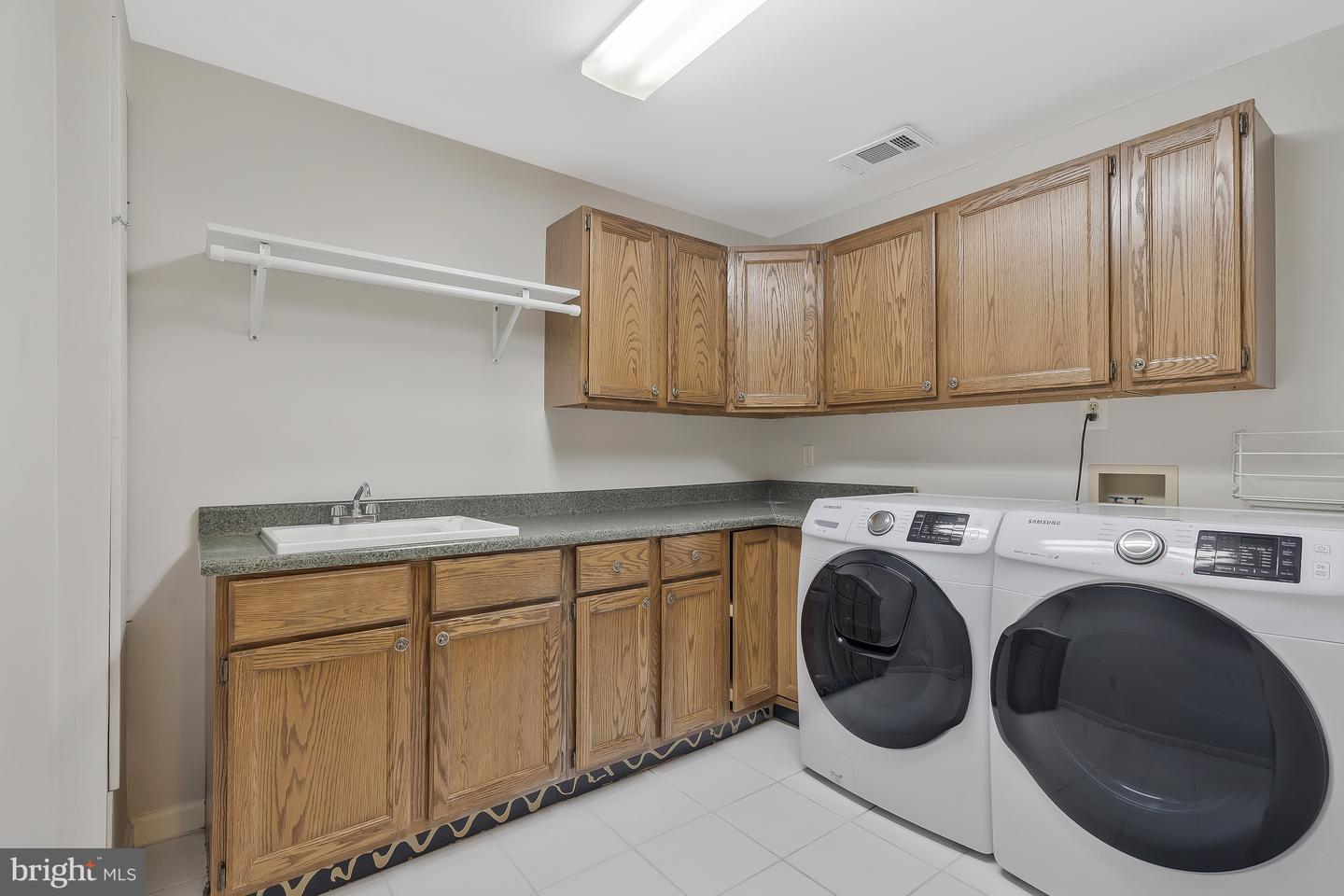 2605 Barnside Ct