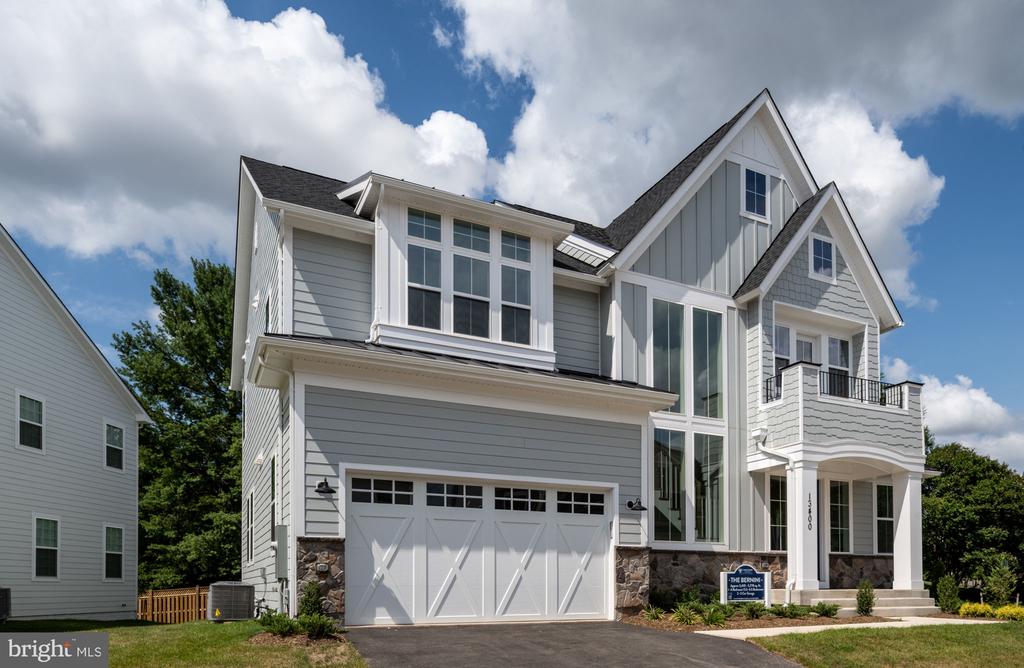 2709 FLORIS LANE