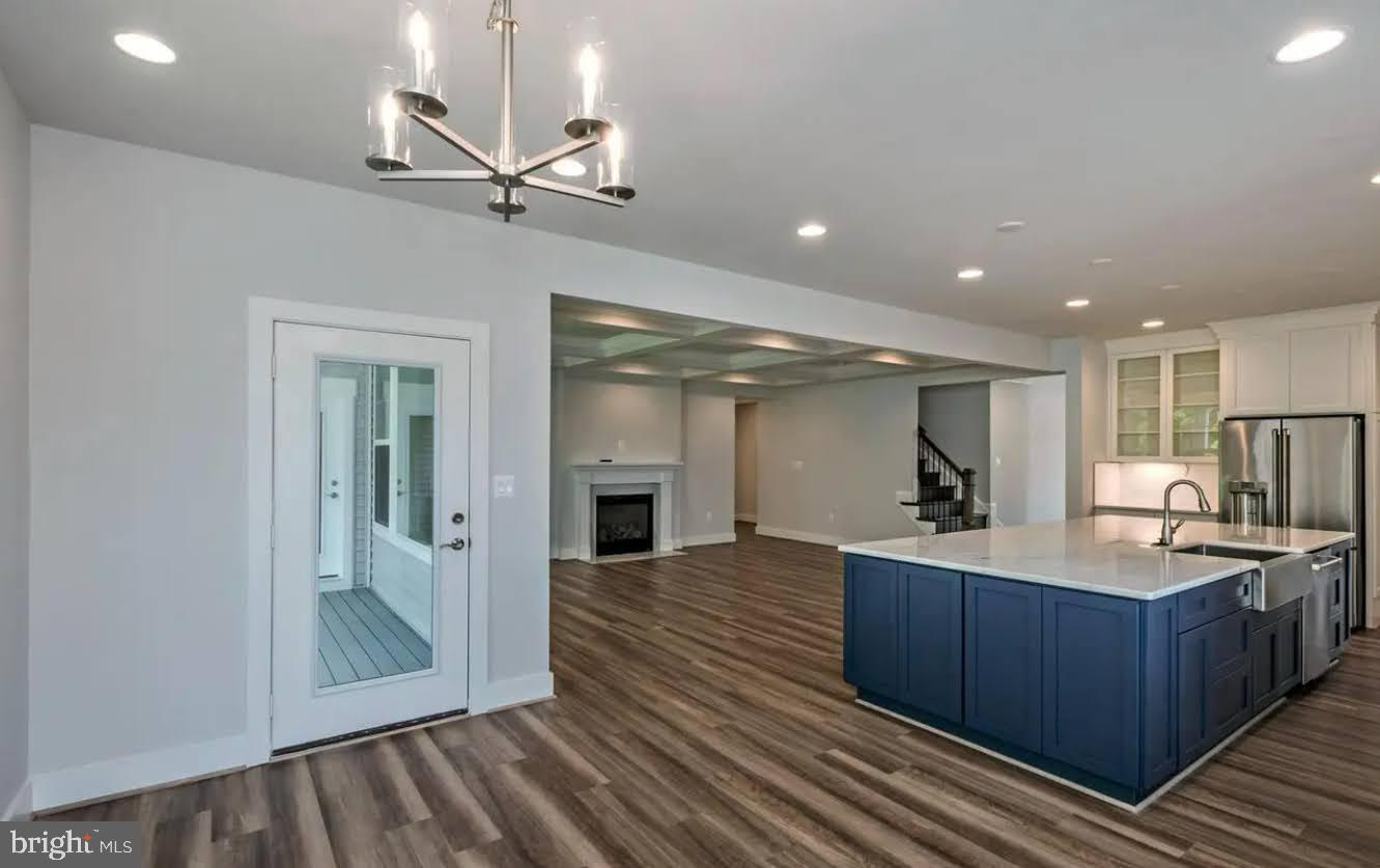 6230 MCCONNELL LN