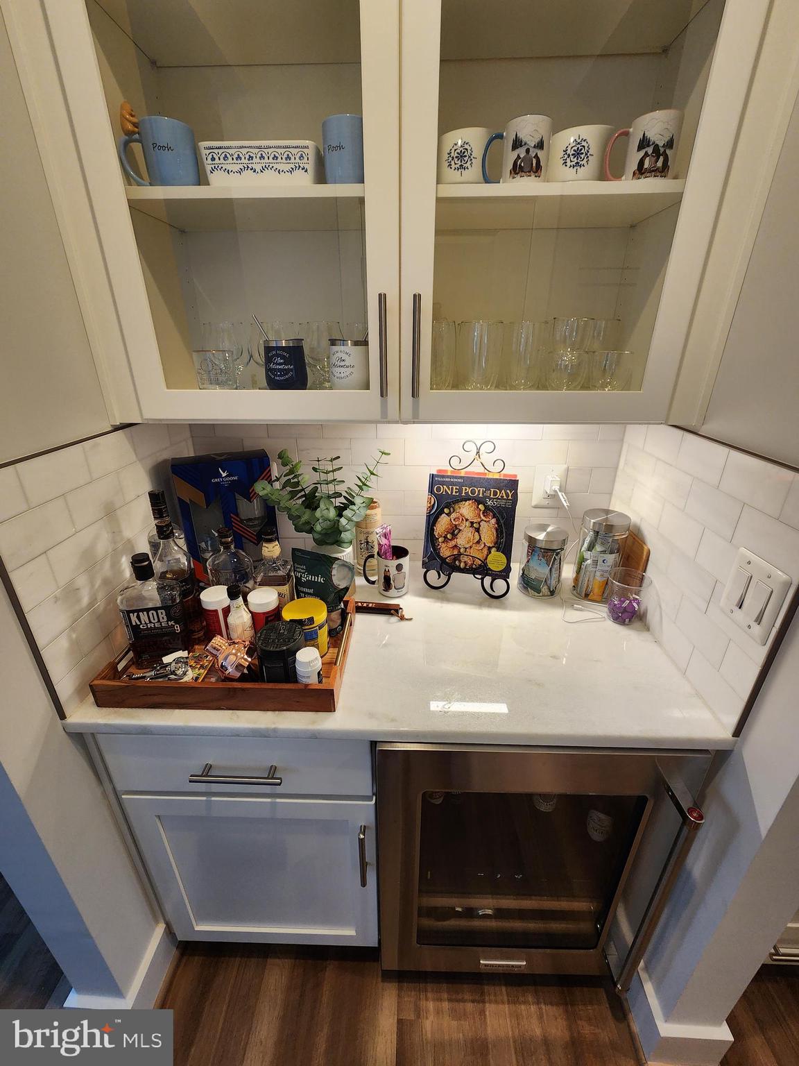 6230 MCCONNELL LN