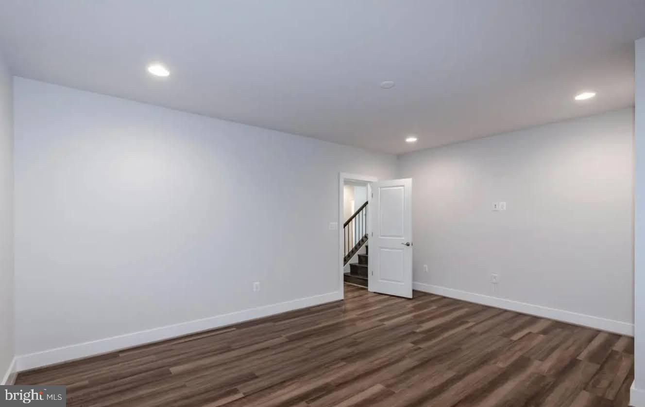 6230 MCCONNELL LN