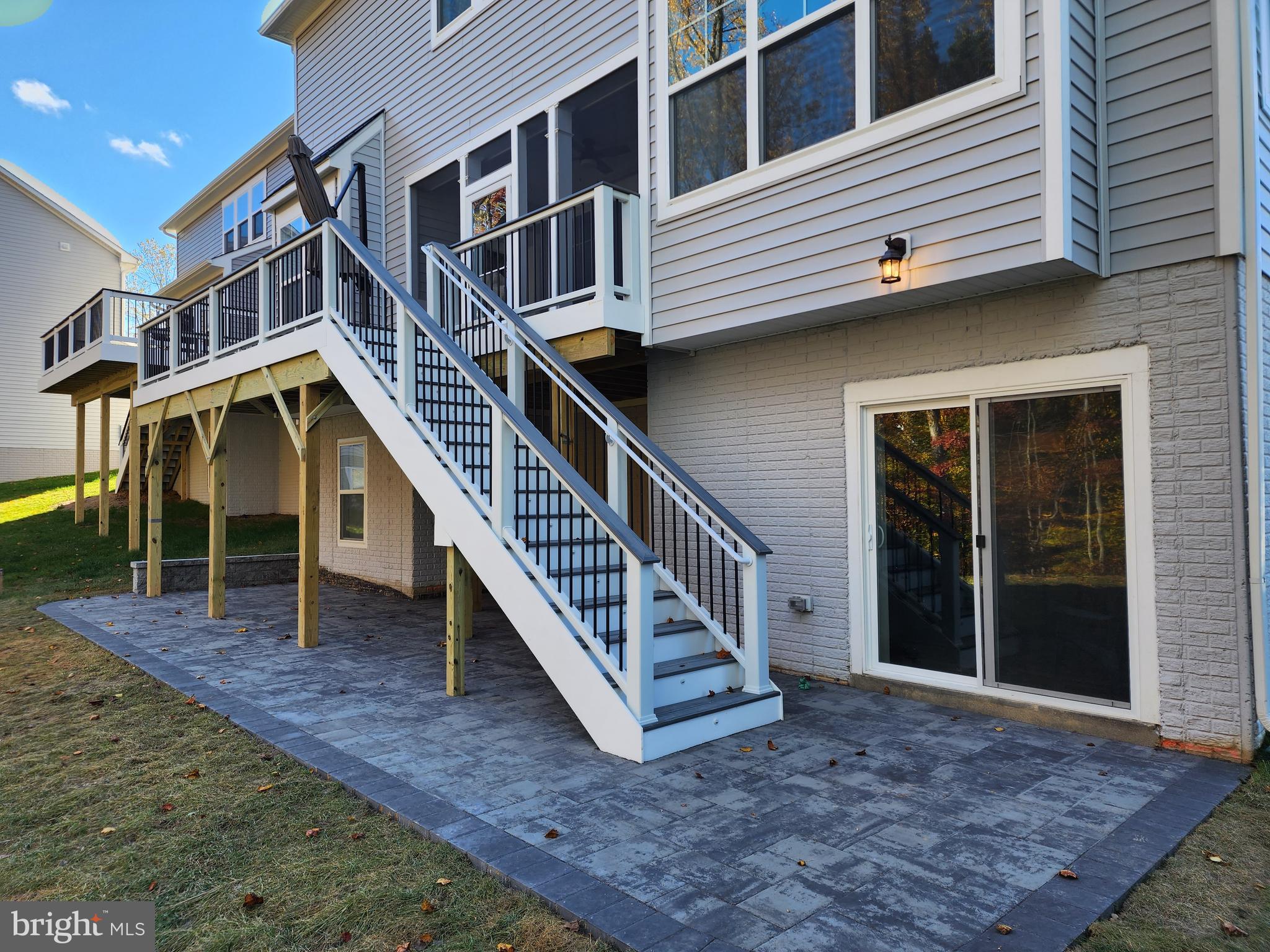 6230 MCCONNELL LN