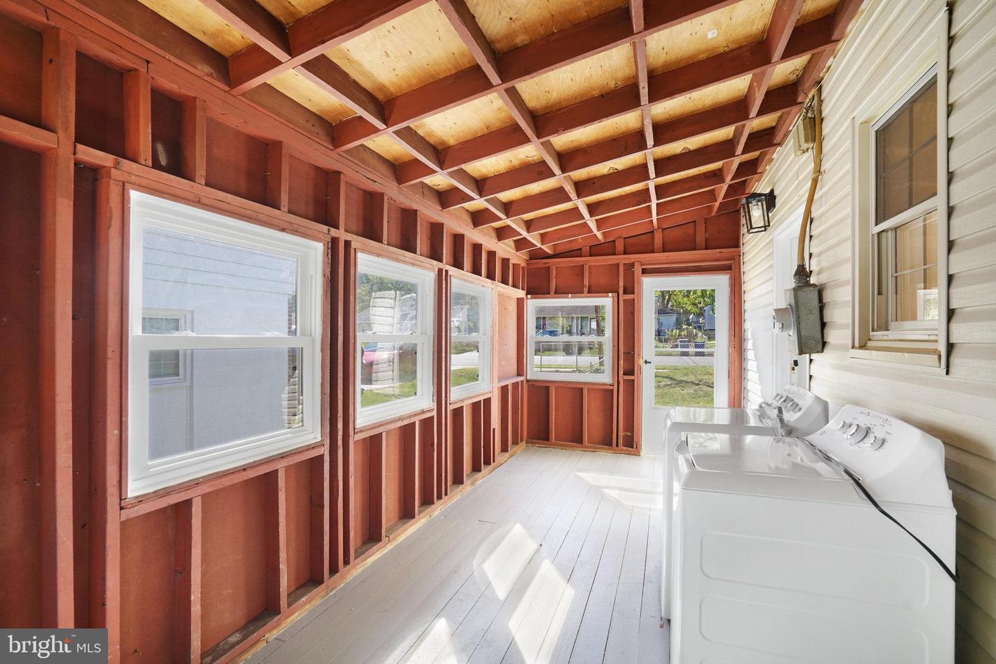 3808 Elmwood Dr