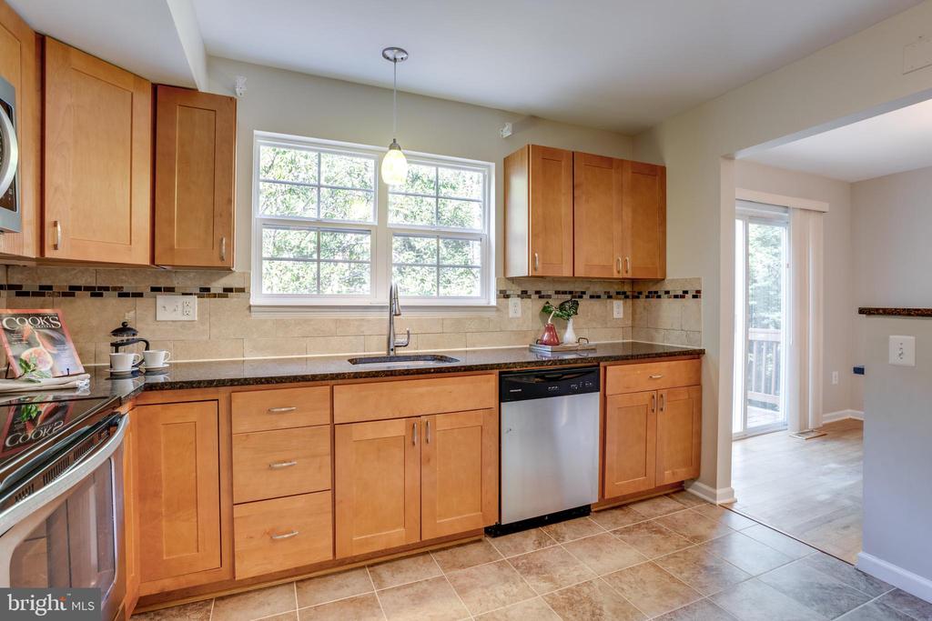 10186 Sassafras Woods Ct
