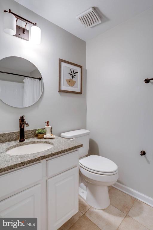 10186 Sassafras Woods Ct