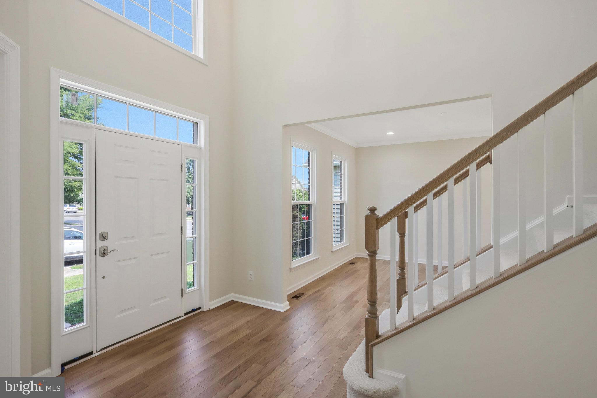 8433 WHITEHAVEN COURT