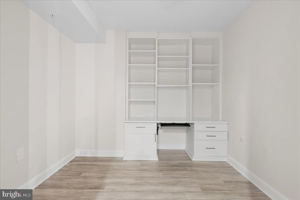 2451 Midtown Ave #209