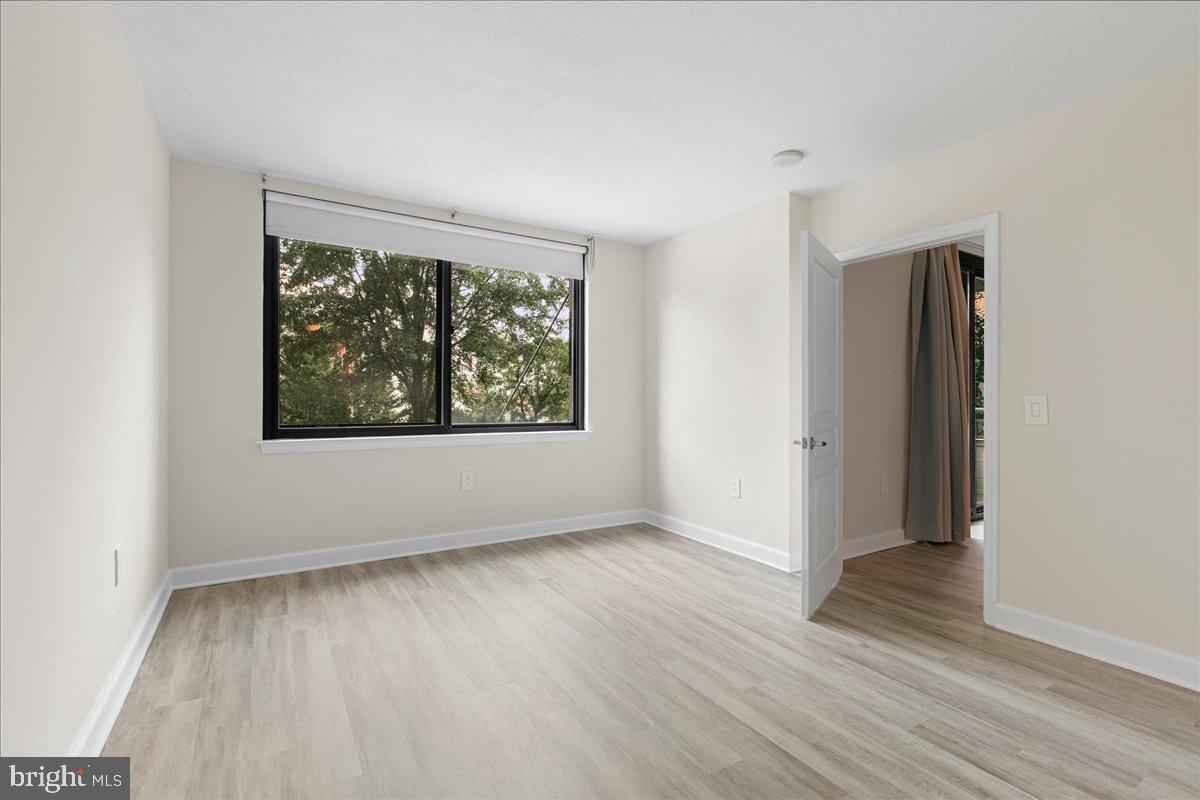 2451 Midtown Ave #209
