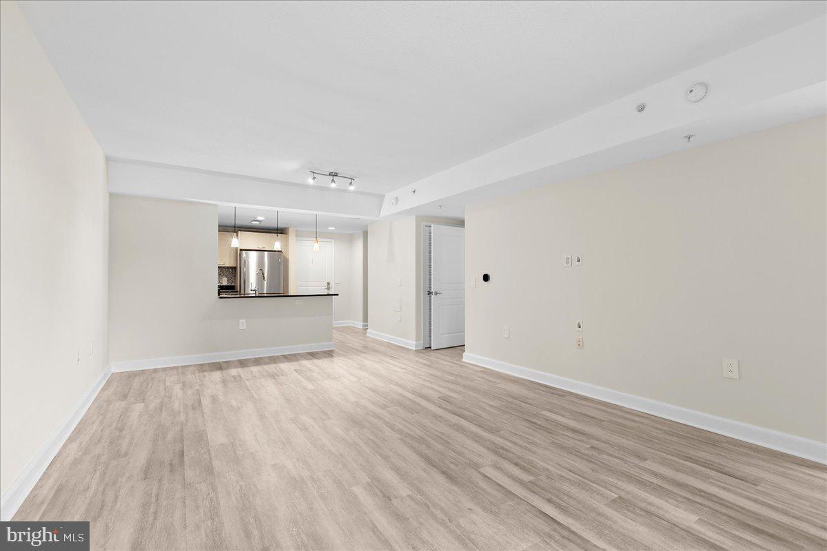 2451 Midtown Ave #209