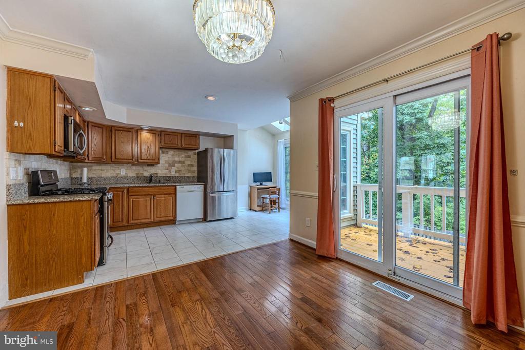 7810 LAMBKIN COURT