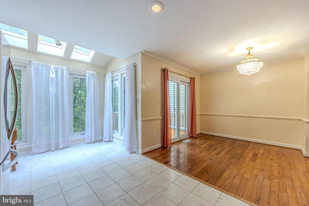 7810 LAMBKIN COURT