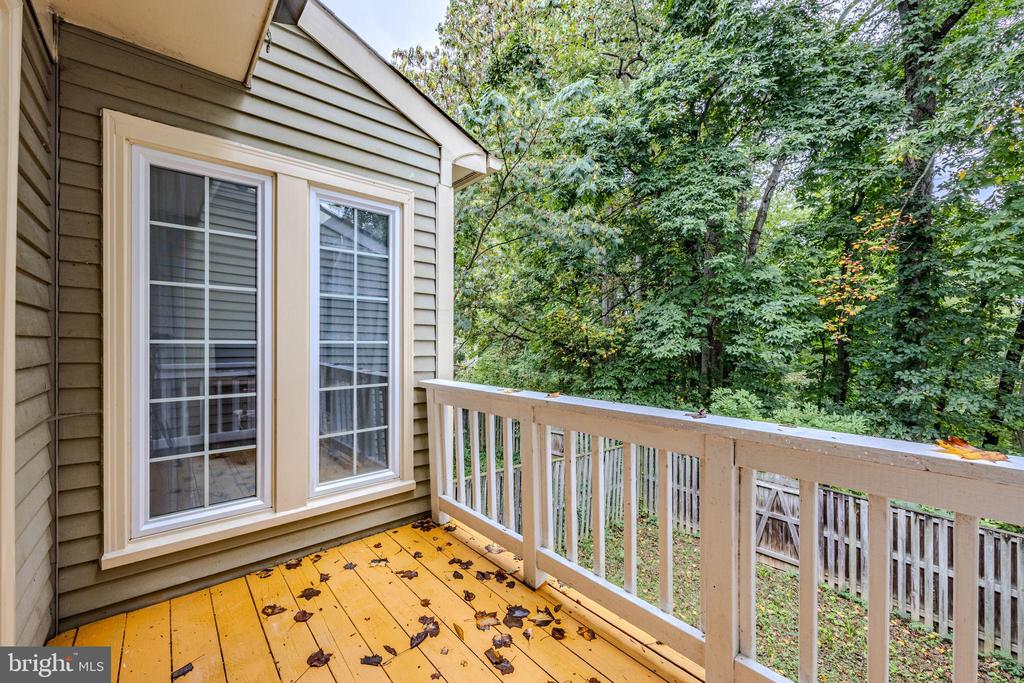 7810 LAMBKIN COURT