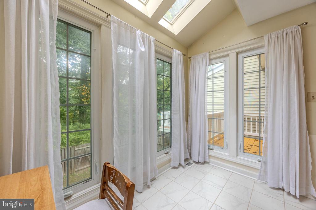 7810 LAMBKIN COURT