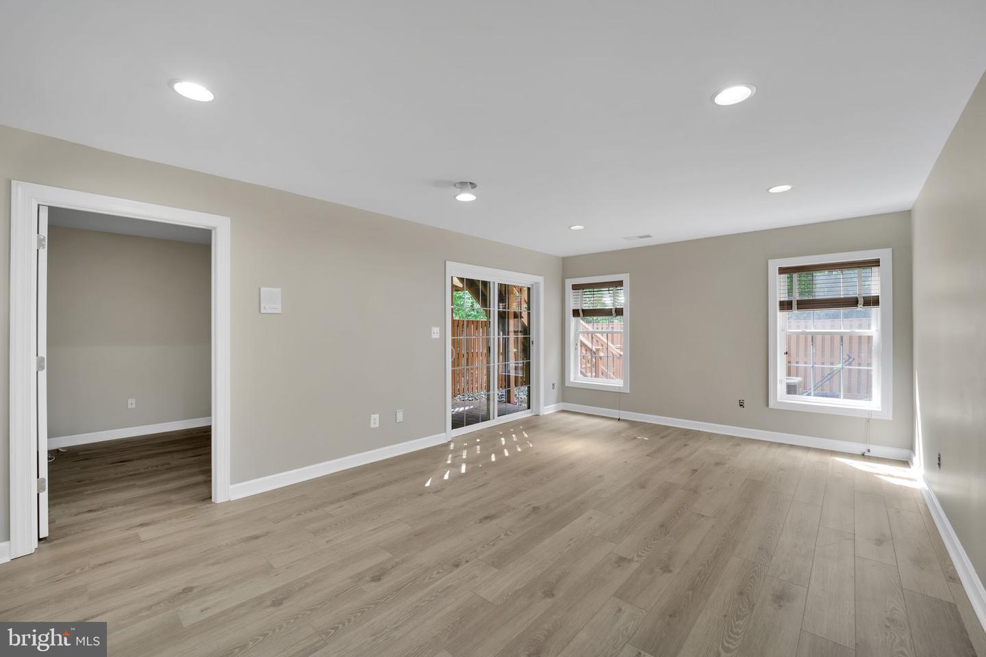 3814 Elmwood Towne Way