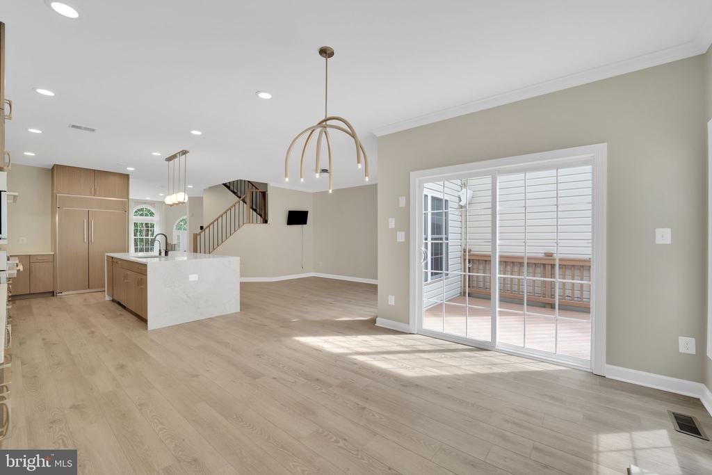 3814 Elmwood Towne Way