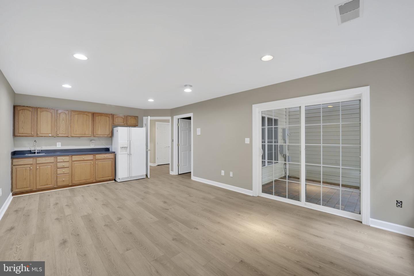 3814 Elmwood Towne Way