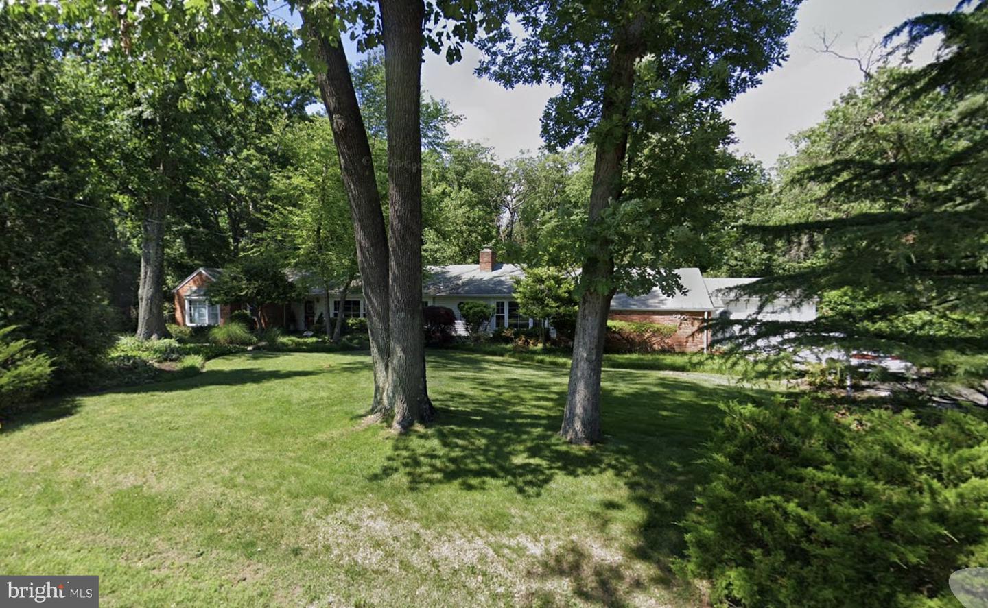 6908 Pacific Ln