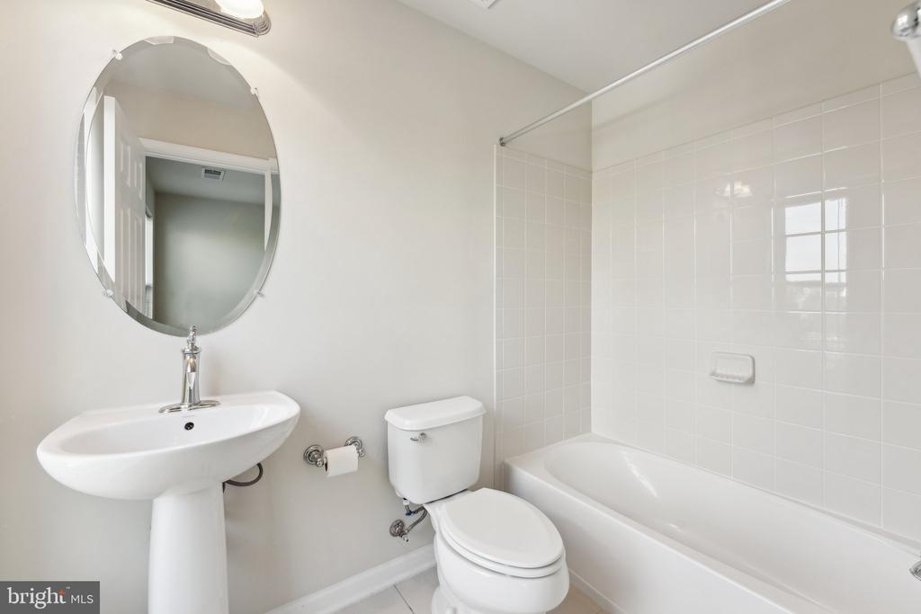 9481 CANONBURY SQ