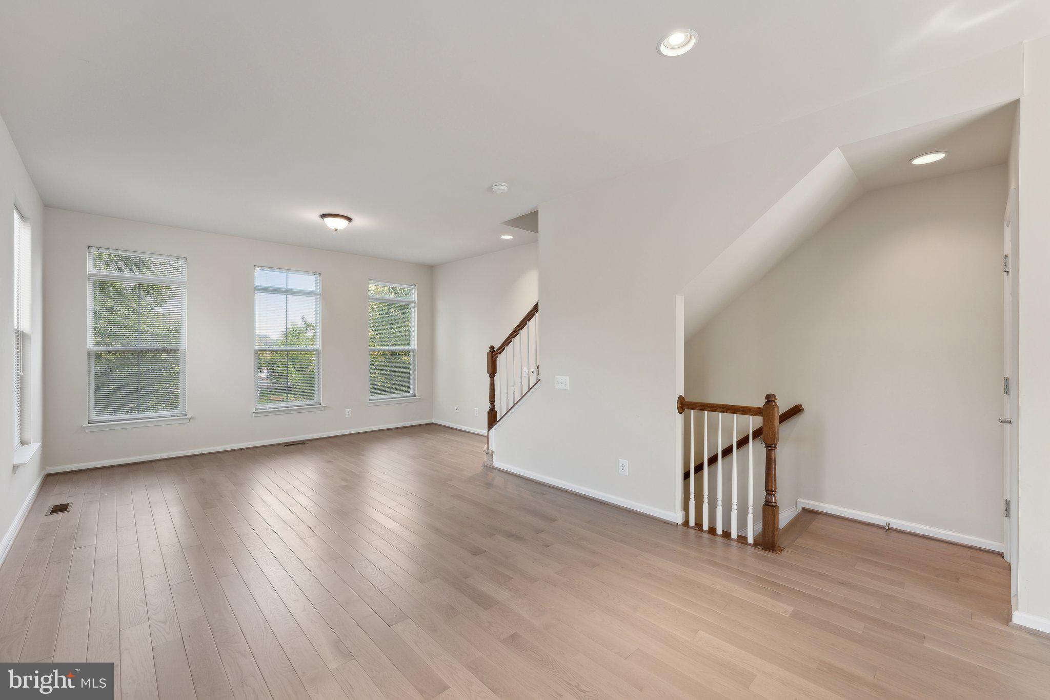 9481 CANONBURY SQ