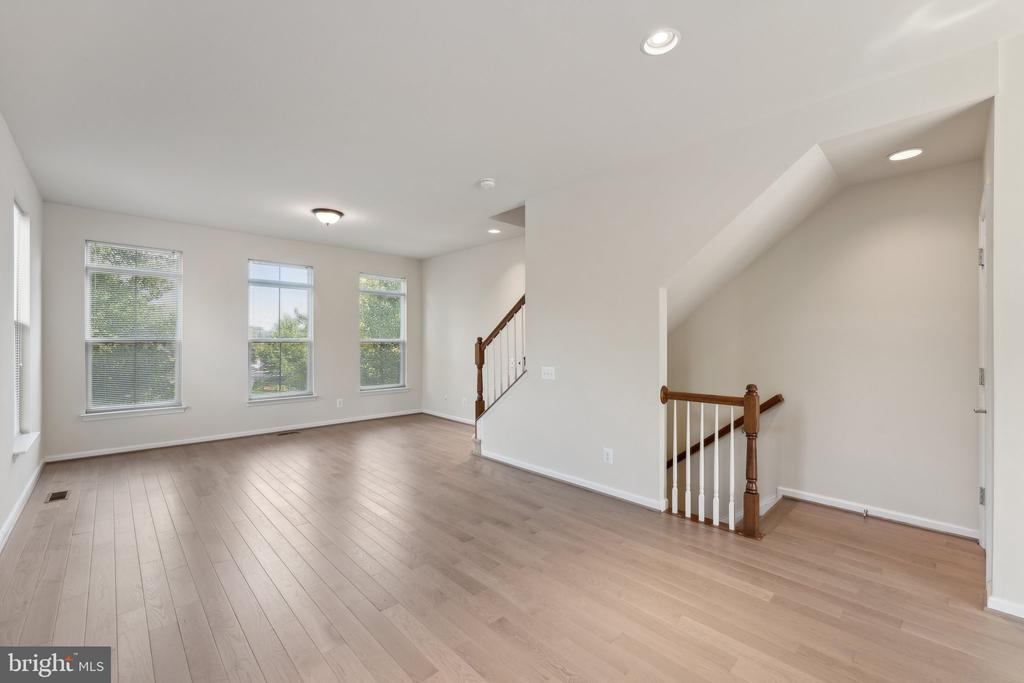 9481 CANONBURY SQ