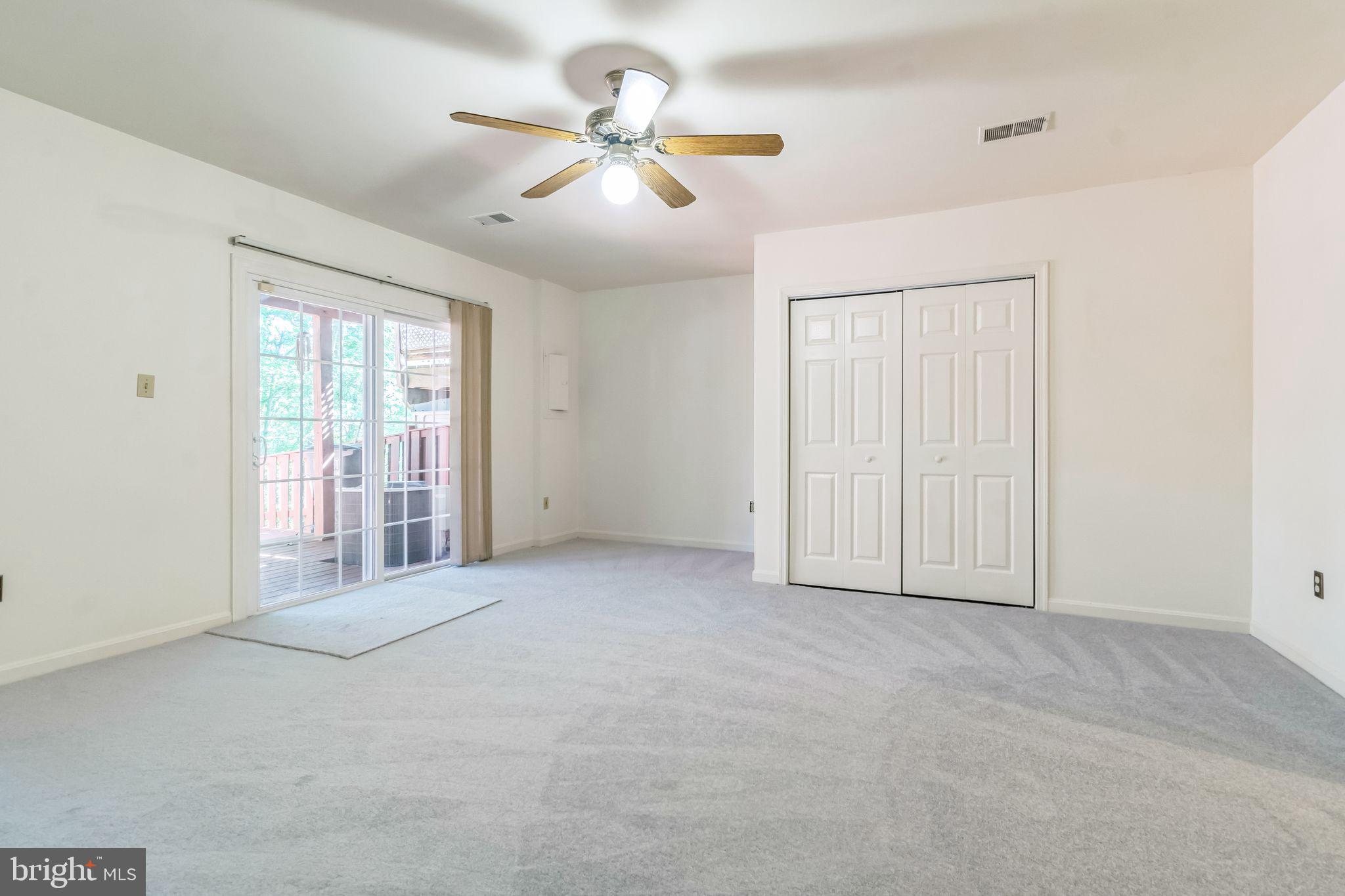 6949 Compton Ln