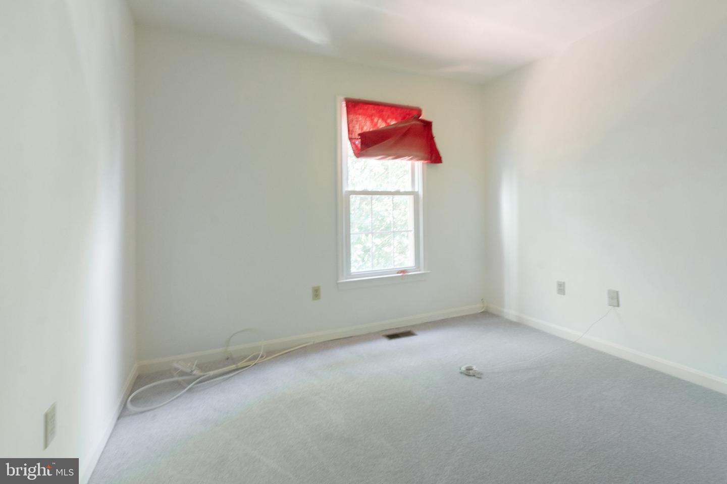 6949 Compton Ln