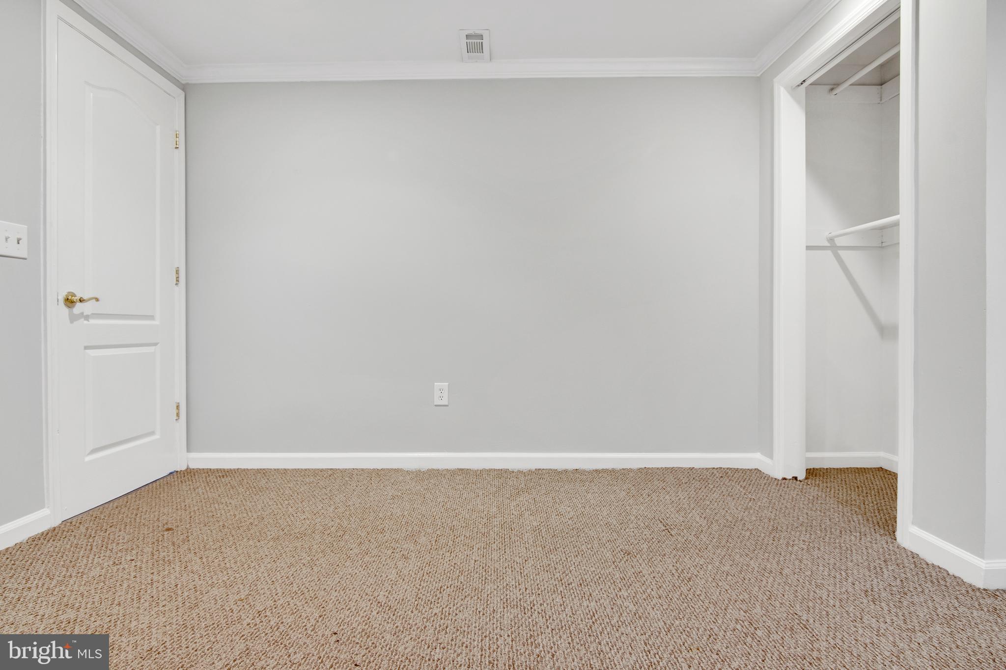 5482 Safe Harbor Ct