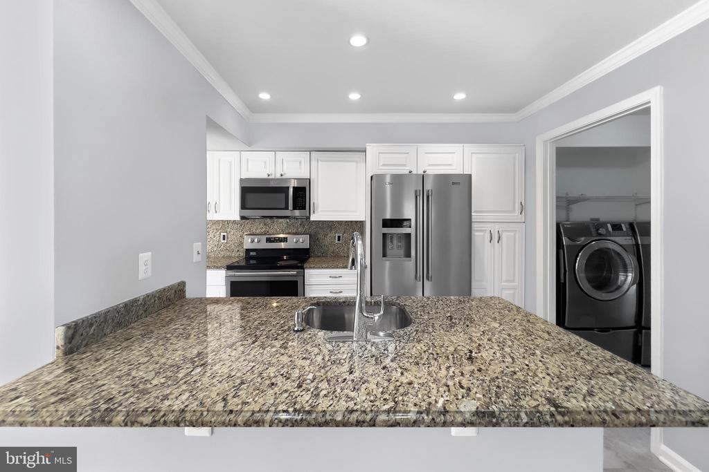 5482 Safe Harbor Ct